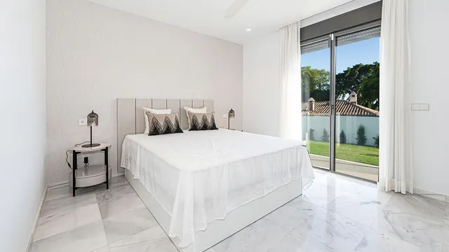 Chalet 5 habitaciones 420m² en venta - Marbella — 30