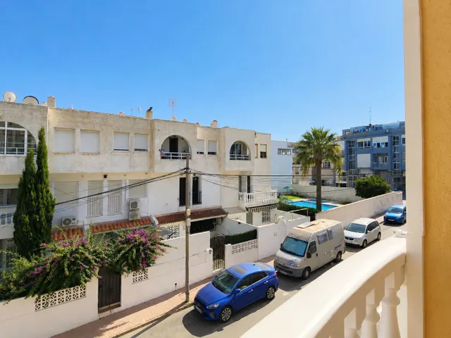 Apartamento 2 habitaciones 67m² en venta - Estacion de autobuses — 15