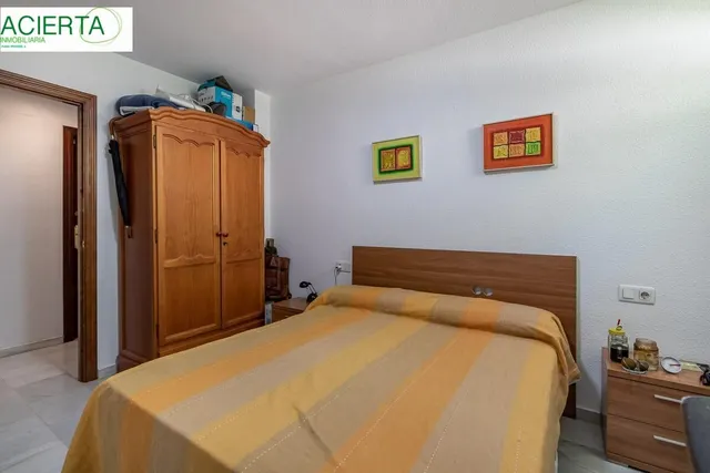 ¡¡Fantástico piso de 7 habitaciones en Bola de Oro!! — 12