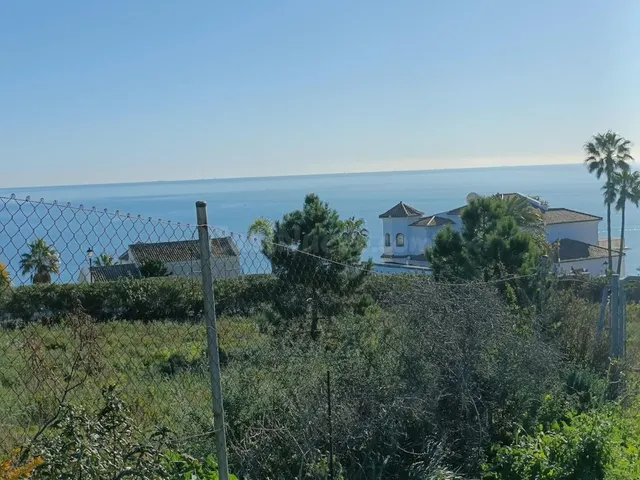 Terreno para construir en Manilva con vistas al mar y montañ - foto 5