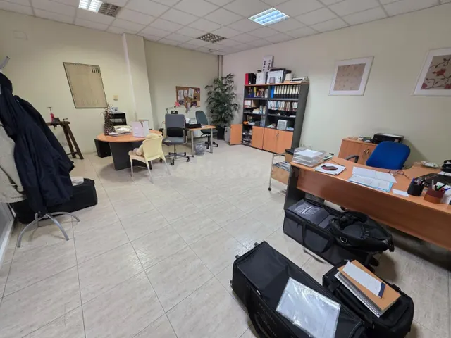 VENTA O ALQUILER DE LOCAL COMERCIAL EN IGUALADA ZONA POBLE S - foto 5