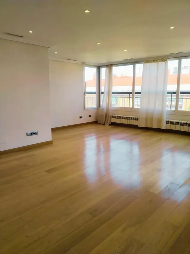 Ático con terraza privada en el corazón de Madrid! — 12