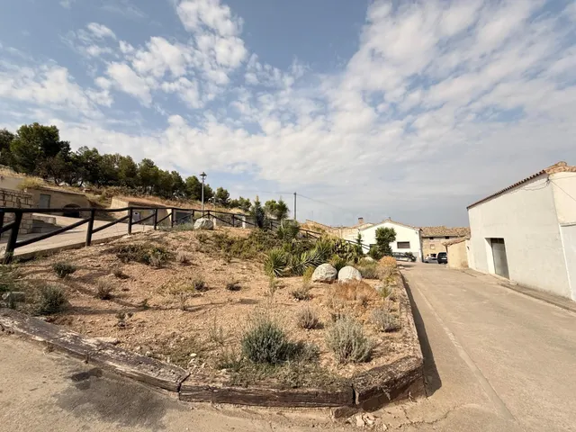 Terreno urbano en centro de Almudevar — 5