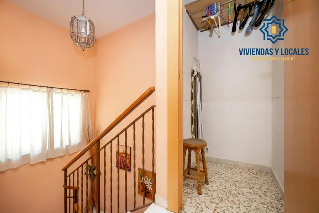 FANTASTICA CASA ADOSADA EN MARACENA — 29