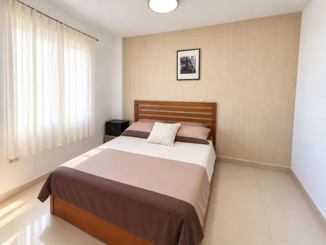 Piso reformado junto al parque del Oeste. — 25