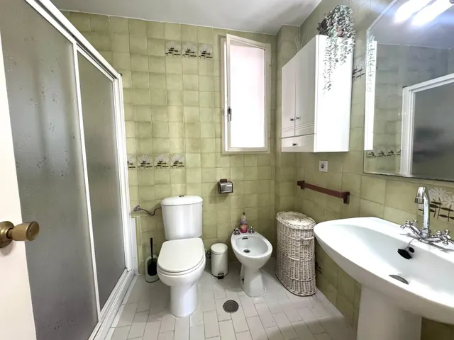 Se vende piso en av. duque de abrantes — 38