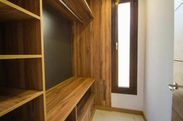 Se venden 2 maravillosas viviendas de obra nueva, zona Sierra Cortina- PRECIO NEGOCIABLE — 32
