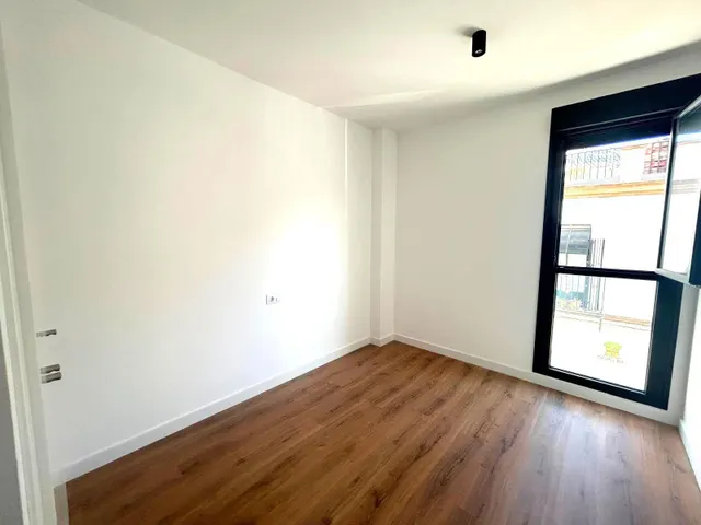 Piso 2 habitaciones 66m² en alquiler - López de Gomara — 16