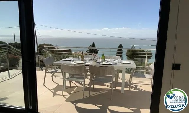 VILLA CON PISCINA Y VISTAS - foto 3