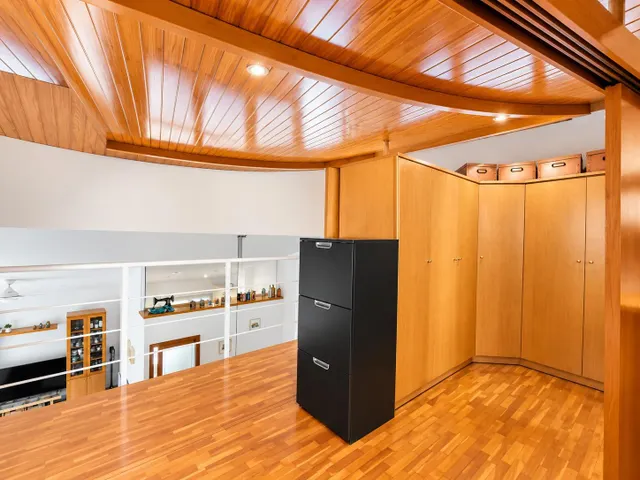 Vivienda esquinera con garaje — 24