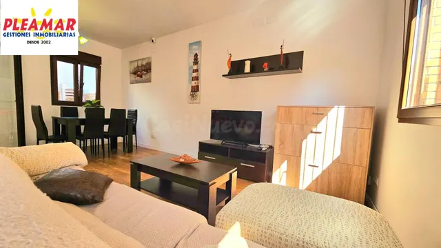 CASA TIPO DUPLEX DE TRES DORMITORIOS ZONA LOS CONQUISTADORES - foto 2