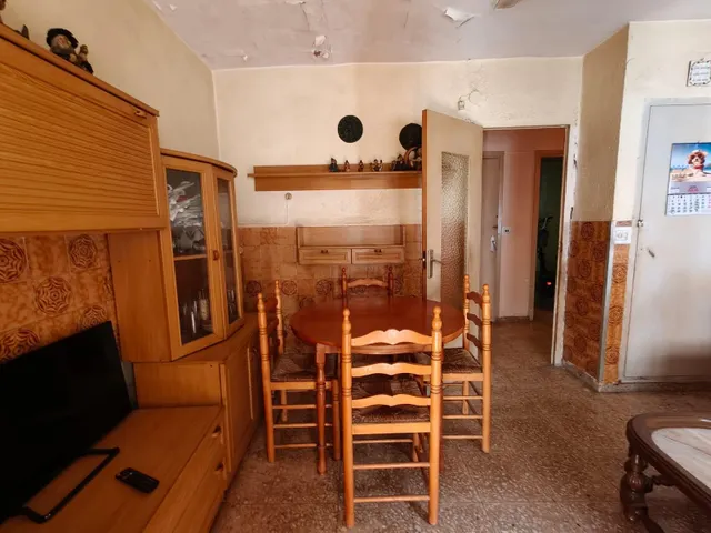 Piso en planta baja de 3 habitaciones con patio en Silla — 8