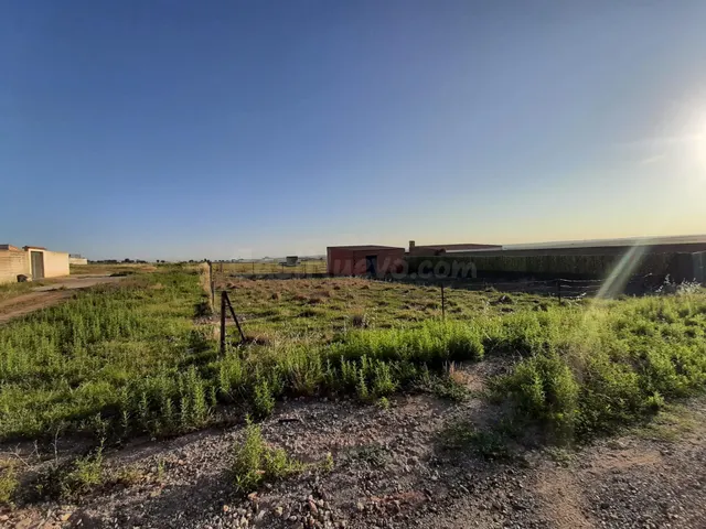 Solar en Sierra de Fuentes - foto 3
