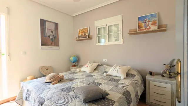 Chalet 3 habitaciones 124m² en venta - Costa blanca sur — 28