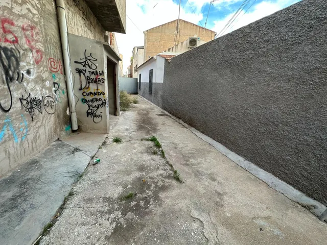 Fabrica industrial en el centro — 2