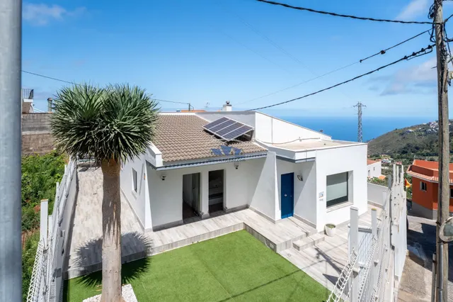 Chalet independiente en venta — 39