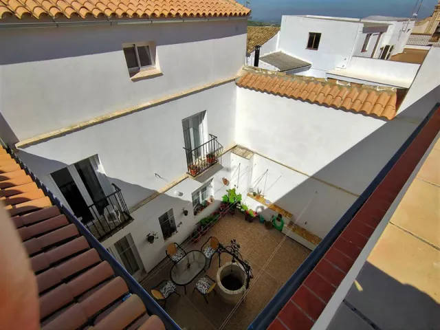 Venta de casa con historia en Estepa (Sevilla) — 41
