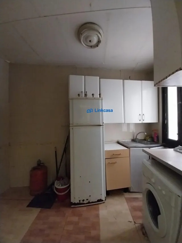BAJO DE 31 M2 PARA REFORMAR EN SAN ISIDRO, METRO URGEL — 7