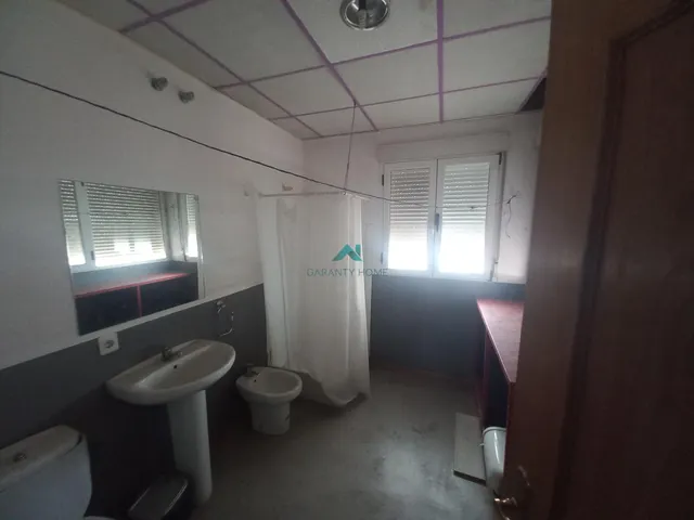 Oportunidad de Inversión: Hostal en Venta en Tudela — 16
