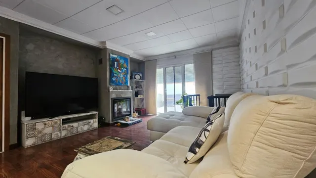 UNIFAMILIAR ADOSADA EN VENDA ZONA BAIX VILA - foto 5