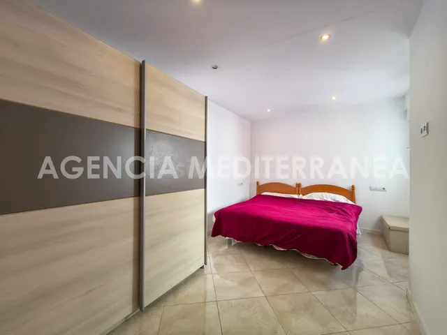¡Descubre esta encantadora vivienda, situada a pocos metros del Puerto de Valencia! — 5
