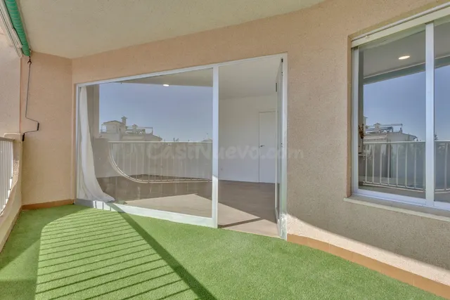 Apartamento de 3 dormitorios en Cabo Roig - foto 5