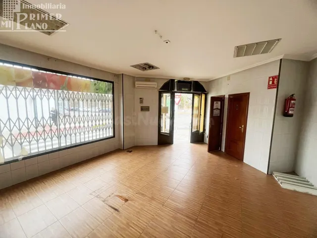 *Se vende local comercial en Manzanares por solo 27.000€* - foto 4