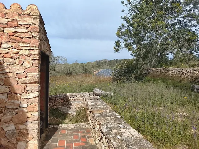 Finca Rústica en Tivissa con Vistas Espectaculares por €395, - foto 5