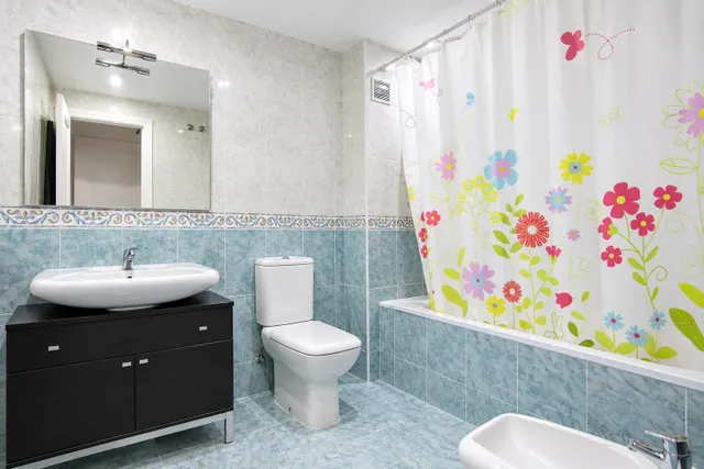 EN ALQUILER APARTAMENTO CON AMPLIA TERRAZA Y VISTAS AL MAR — 10