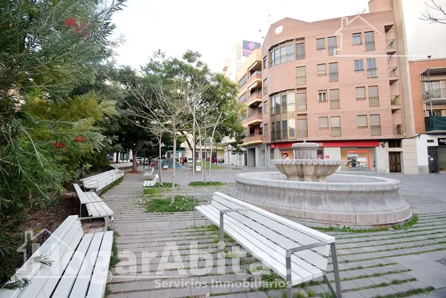 ¡HAZLO A TU GUSTO EN PLENO CENTRO CON ASCENSOR — 29