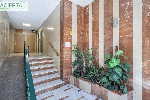Piso señorial de 182 m2 en Avenida Madrid: amplitud, luz y posibilidades infinitas con garaje opcional. — 40