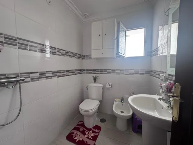 SE VENDE PISO EN CALLE MAESTRO ÁLVAREZ BEIGBEDER — 12