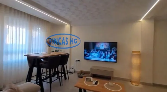 Vivienda con ascensor muy amplia y reformada en el barrio de Benalúa — 12