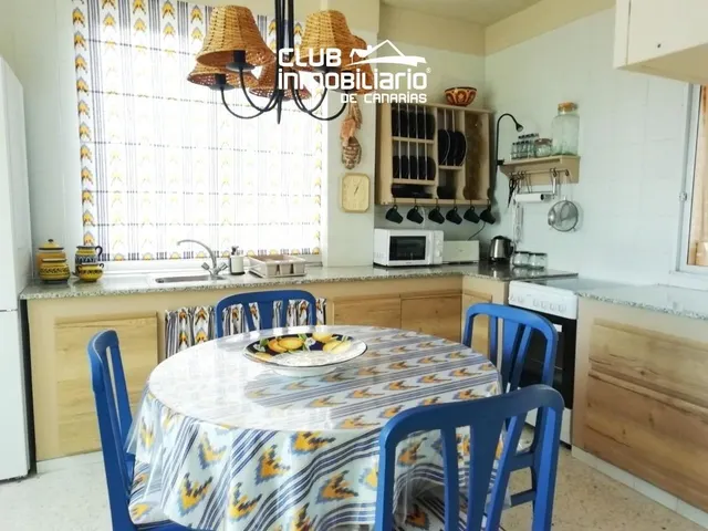 Piso amueblado de 3 dormitorios con terraza y jardín en tabaiba alta — 9