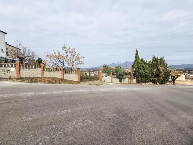 Terreno edificable de 3.636 m2 edificable en urbanización Can Parellada de Masquefa — 11