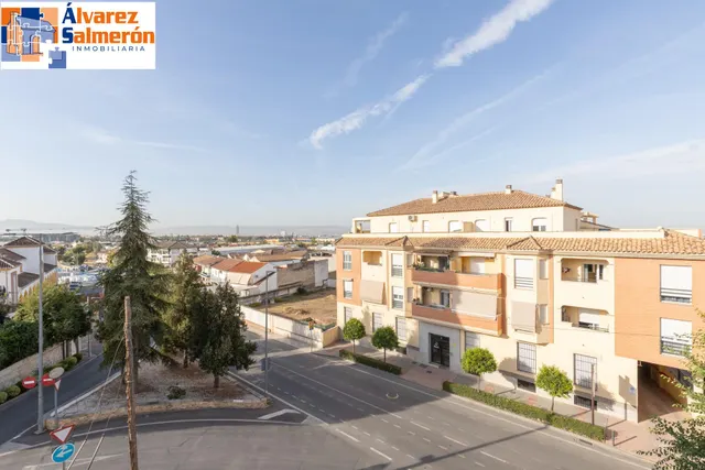 Casa independiente a 5 minutos de Granada en buen estado para entrar a vivir — 21