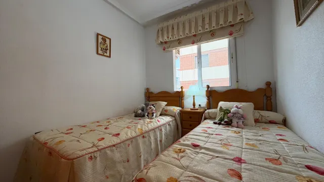 Piso en venta en Playa del Acequión (Torrevieja) - 2 habitaciones, vistas al mar, esquina y ascensor — 8