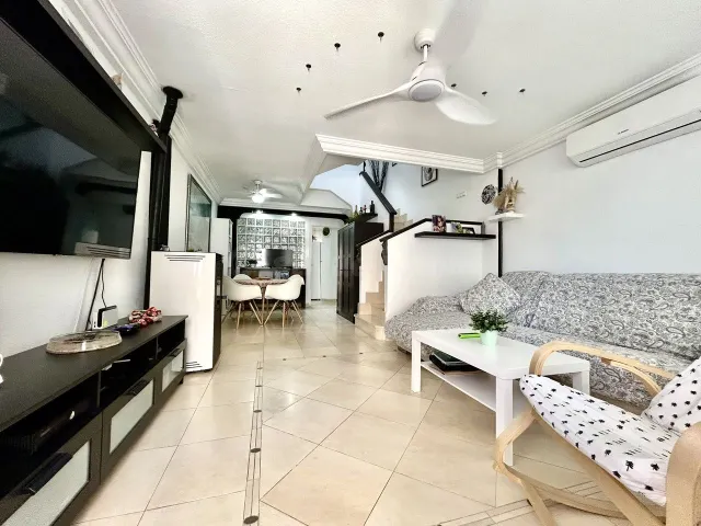 Casa 4 habitaciones 207m² en venta - Pueblo 5 — 4