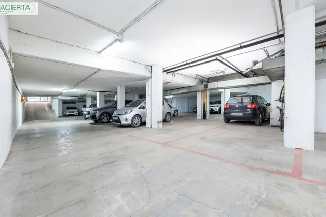 VIVIENDA EN ZONA CENTRO - ALHAMAR, CON PLAZA DE GARAJE Y CALEFACCIÓN — 29