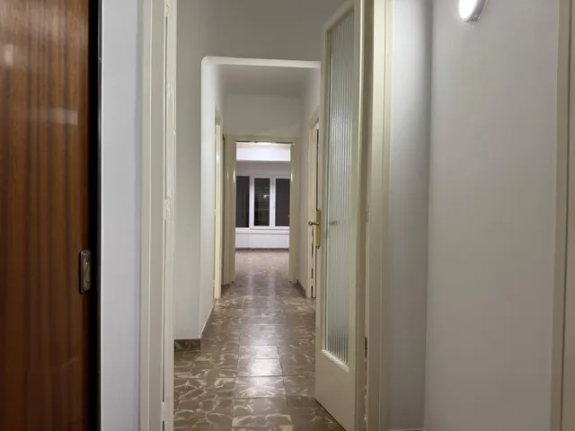 PISO DE 3 habitaciones Y ASCENSOR EN MANRESA — 12