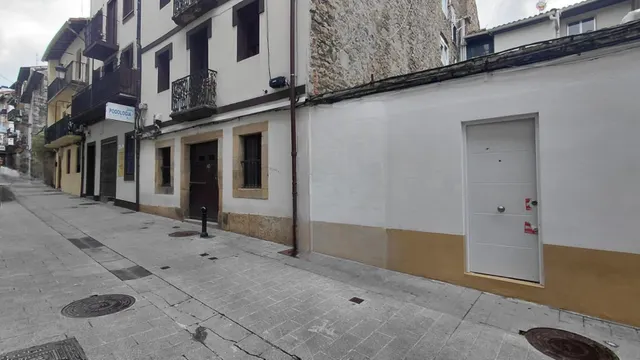 Solar urbano en venta en el casco histórico de Irún — 14