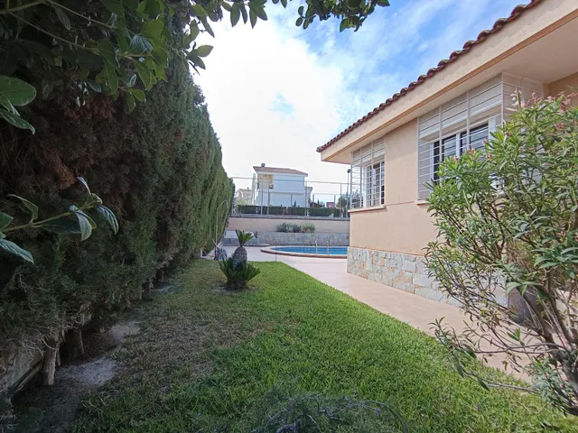 Chalet independiente con piscina, zona deportiva y vistas panorámicas en los romeros Las Torres de Cotillas — 10