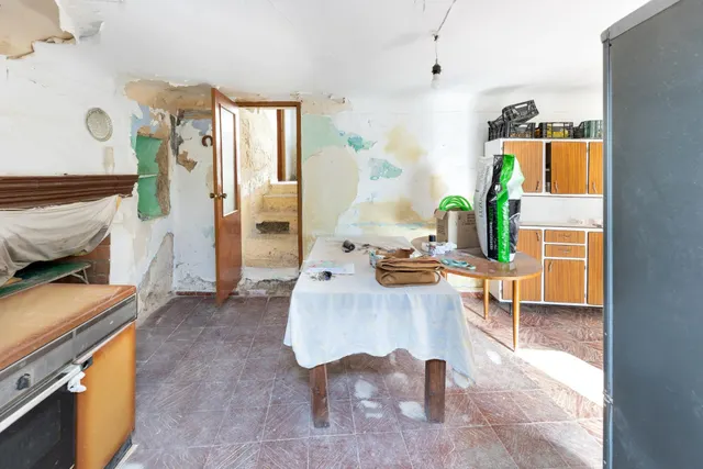 CASA EN AGRÓN — 12