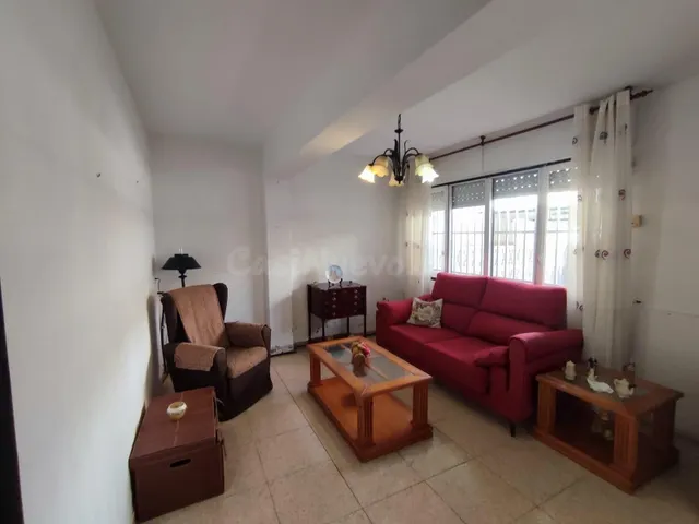 OPORTUNIDAD! CASA ADOSADA DE DOS PLANTAS EN SANTPOLA, ALICAN - foto 4