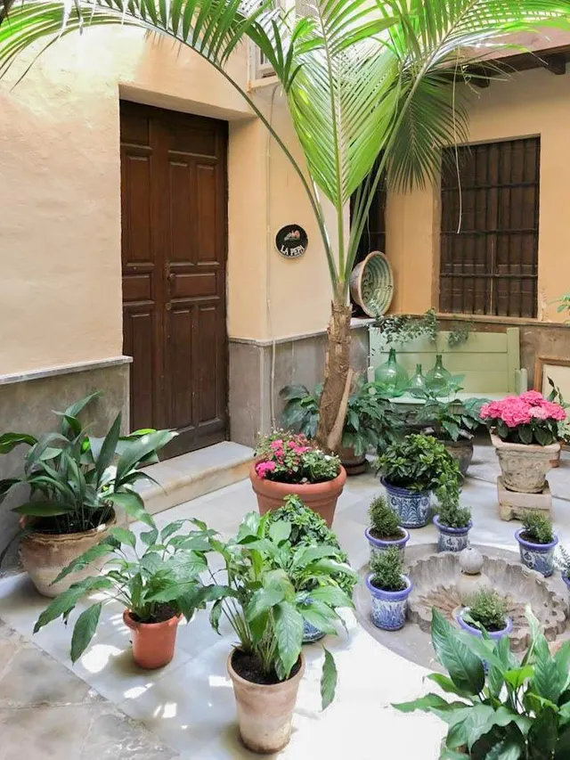 EDIFICIO CON VARIOS PISOS EN EL CENTRO DE ALMUÑECAR (IDEAL INVERSORES) — 7