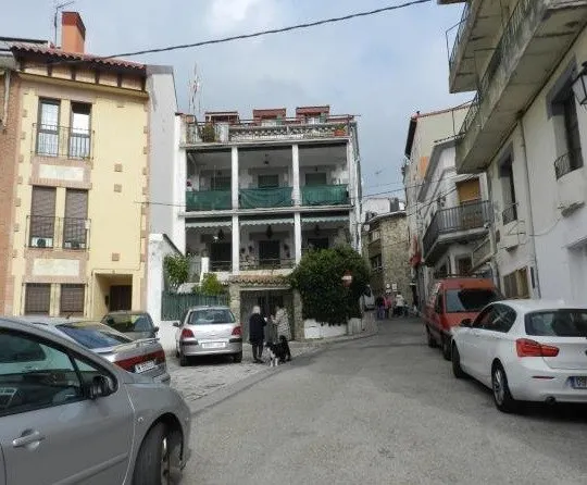 EDIFICIO EN VENTA EN MIRAFLORES DE LA SIERRA — 11
