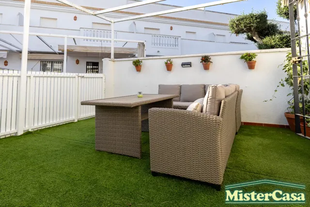 Exclusiva !!casa adosada en esquina con patio privado, piscina y aparcamiento propio en costa ballena, Rota — 25