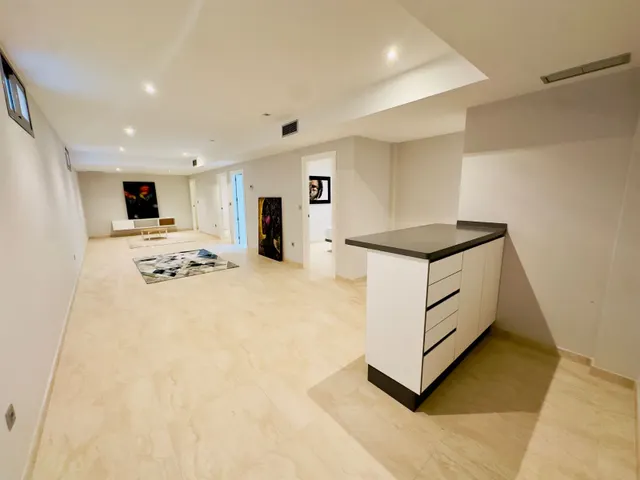 Villa 5 habitaciones 221m² en venta - Montezenia — 39