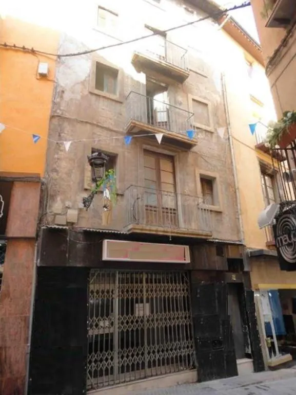 SE VENDE CUATRO PISOS EN BERGA