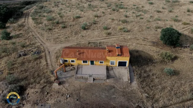 Finca con vivienda, manantial propio y vistas al Río Matache - foto 2